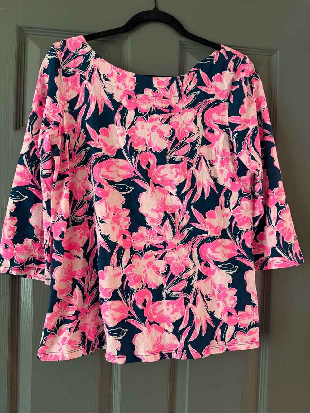 Lilly Pulitzer Waverly Top flamingle pattern pink, navy blue size medium